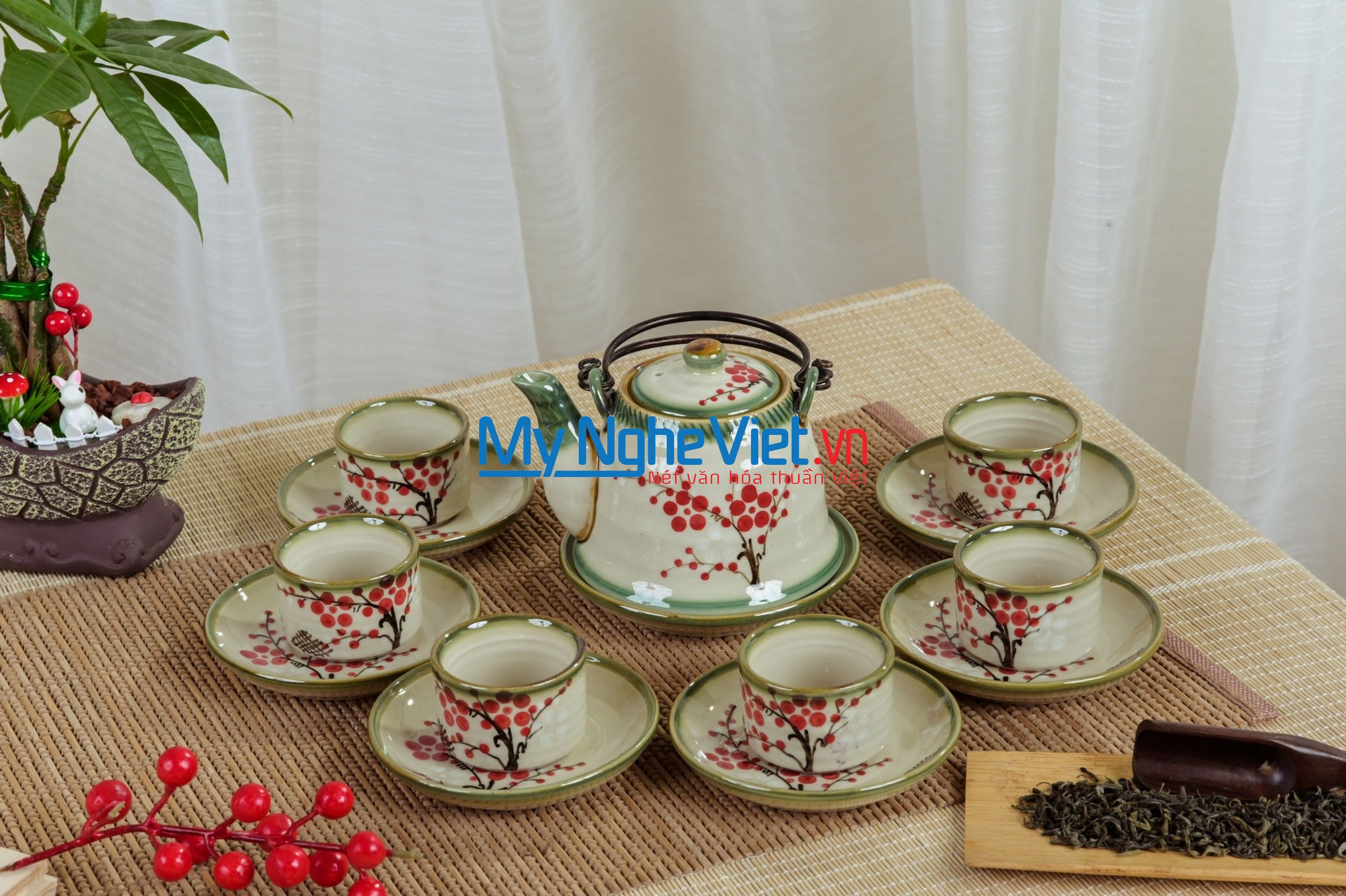 Bộ bình trà dáng chuông vẽ đào đỏ 450ml MNV-TS587/3 (HÀNG ĐẶT)