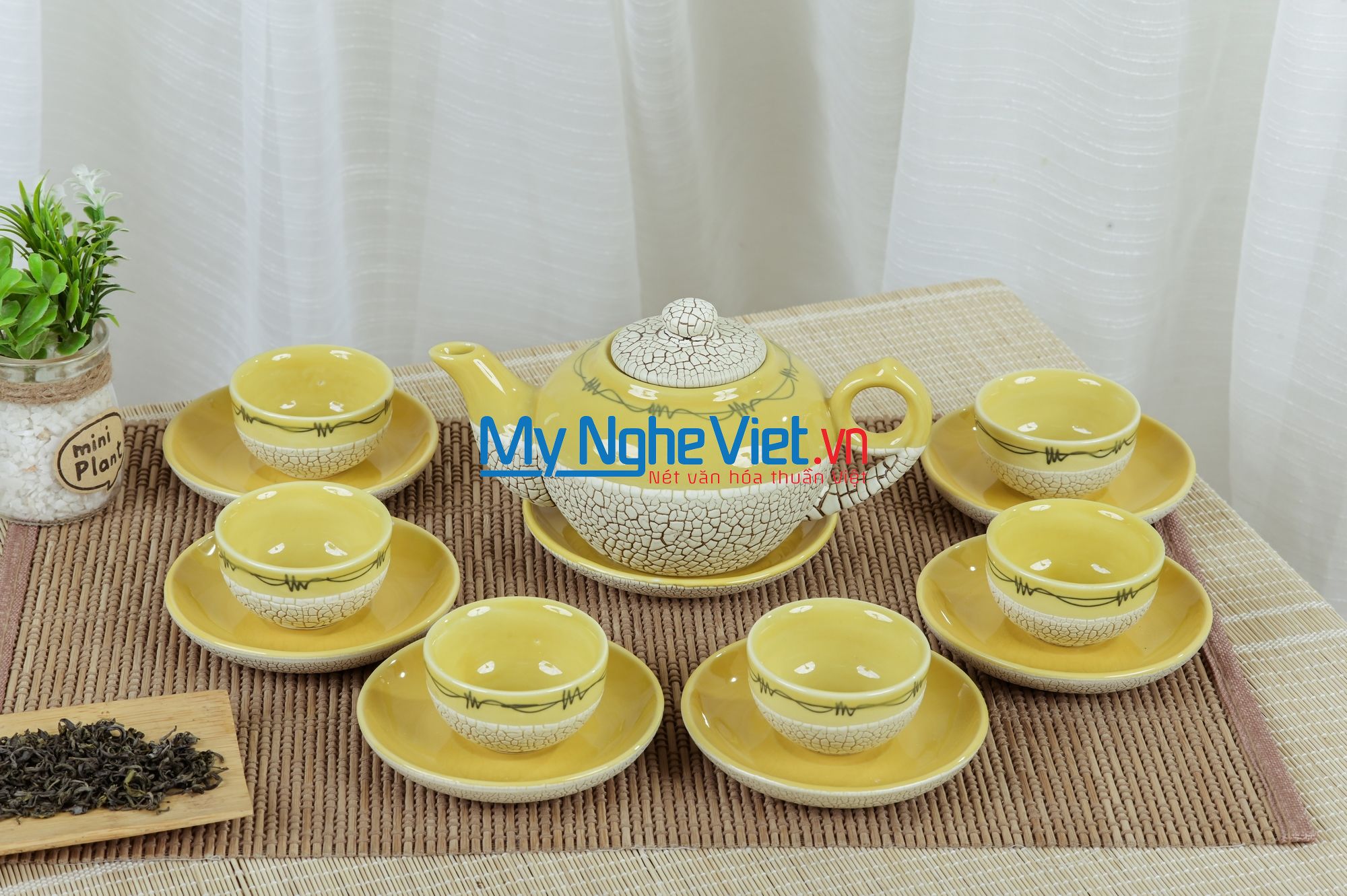Bộ bình trà men rạn trứng vàng (có đĩa) MNV-BT198/1 (HÀNG ĐẶT)