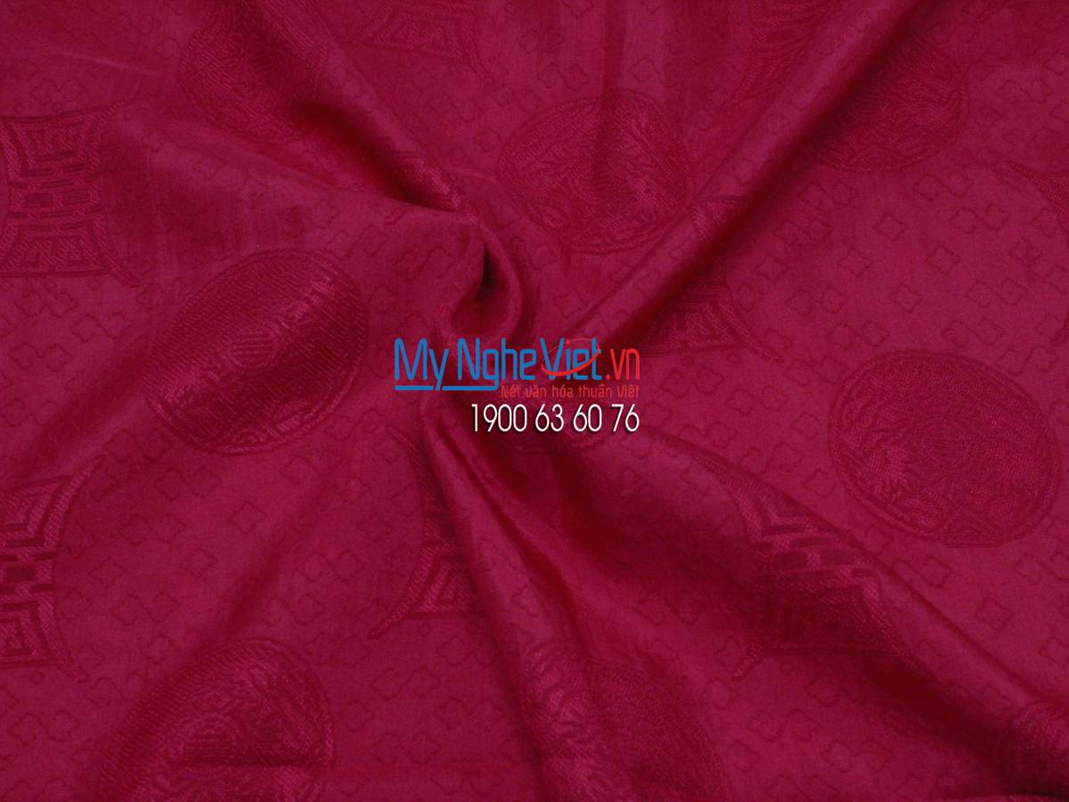 Khăn lụa Hà Đông họa tiết vân đỏ chữ Thọ MNV-KL90180