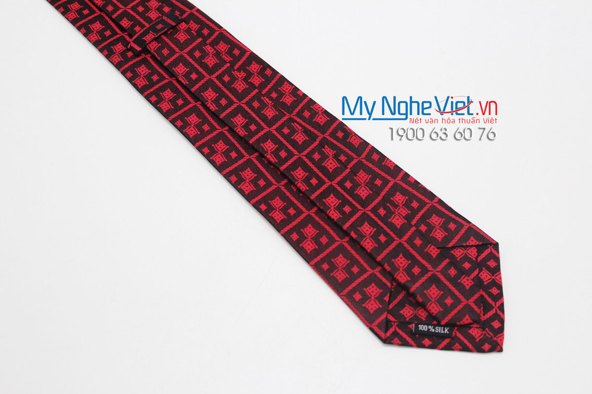 Cravat lụa đỏ họa tiết nơ MNV-CRV03