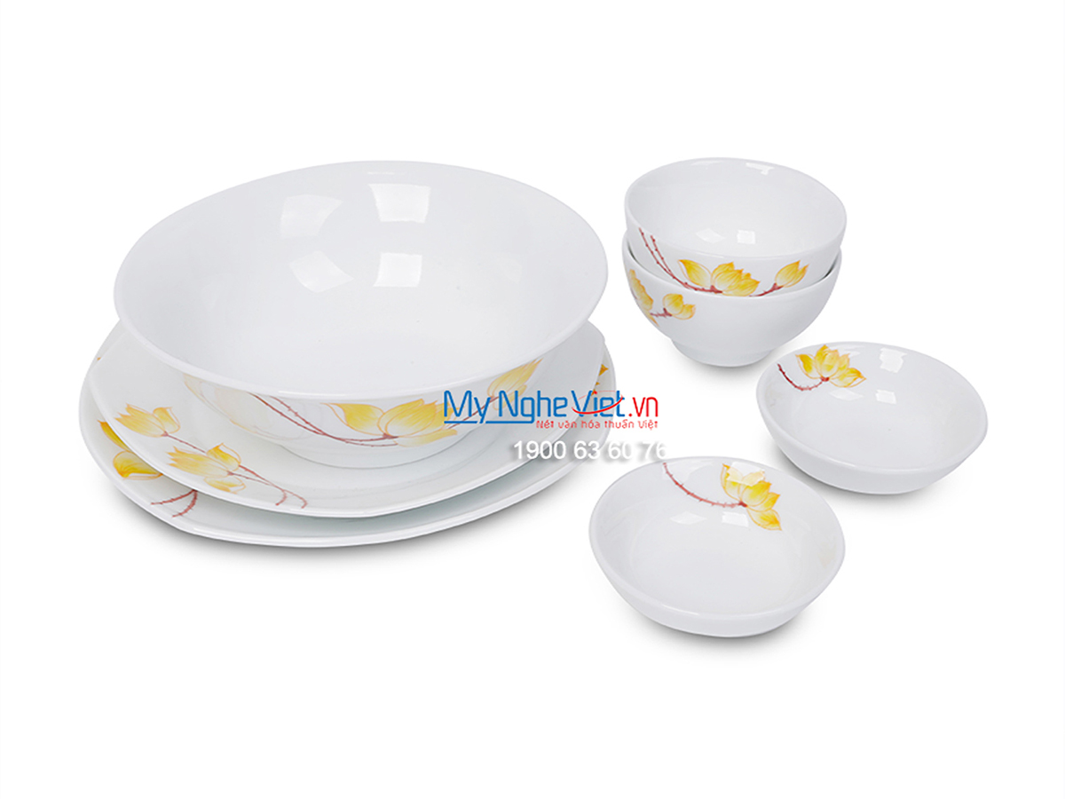 Bộ bàn ăn men trắng vẽ sen vàng dành cho 6 người MNV-BBA01-9