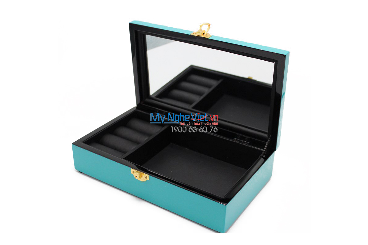 Lacquer Jewellery Box with Chrysanthemum on Blue background MNV-SPCC016-1