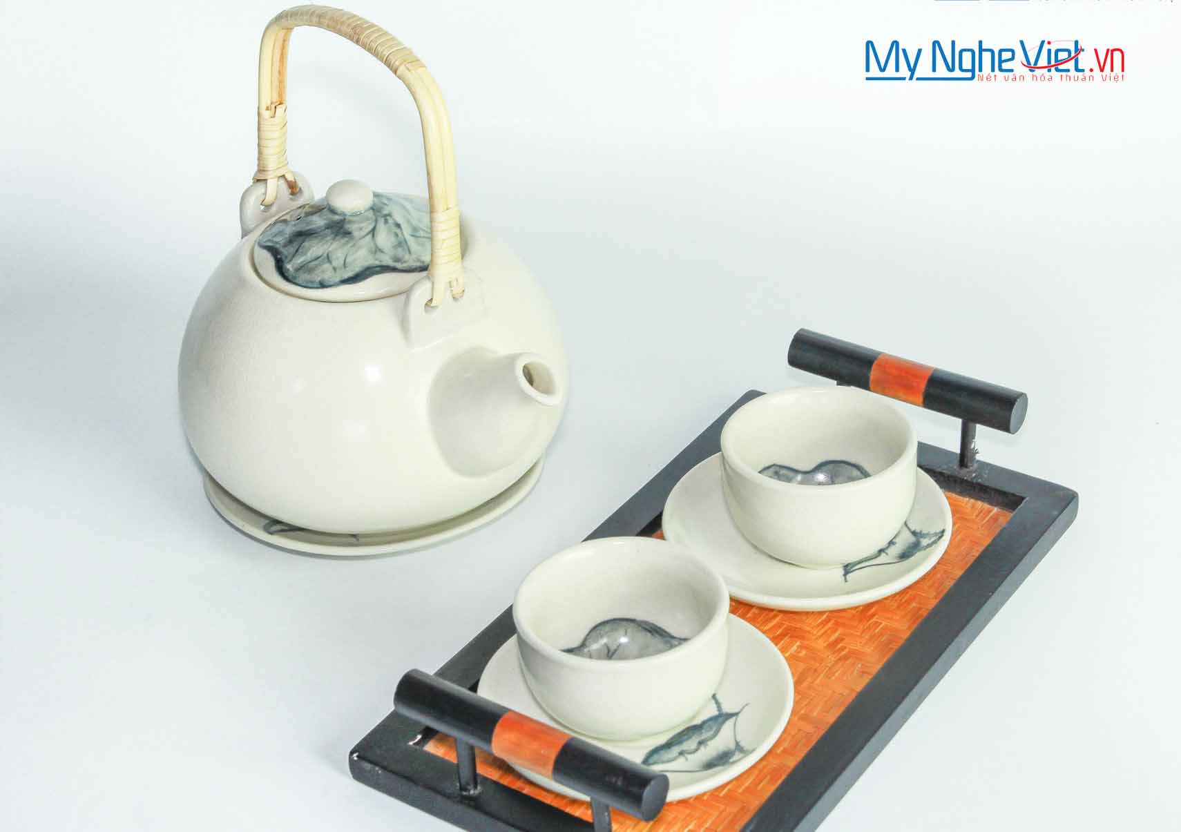 The small-cup tea set with lotus painting MNV-BT84