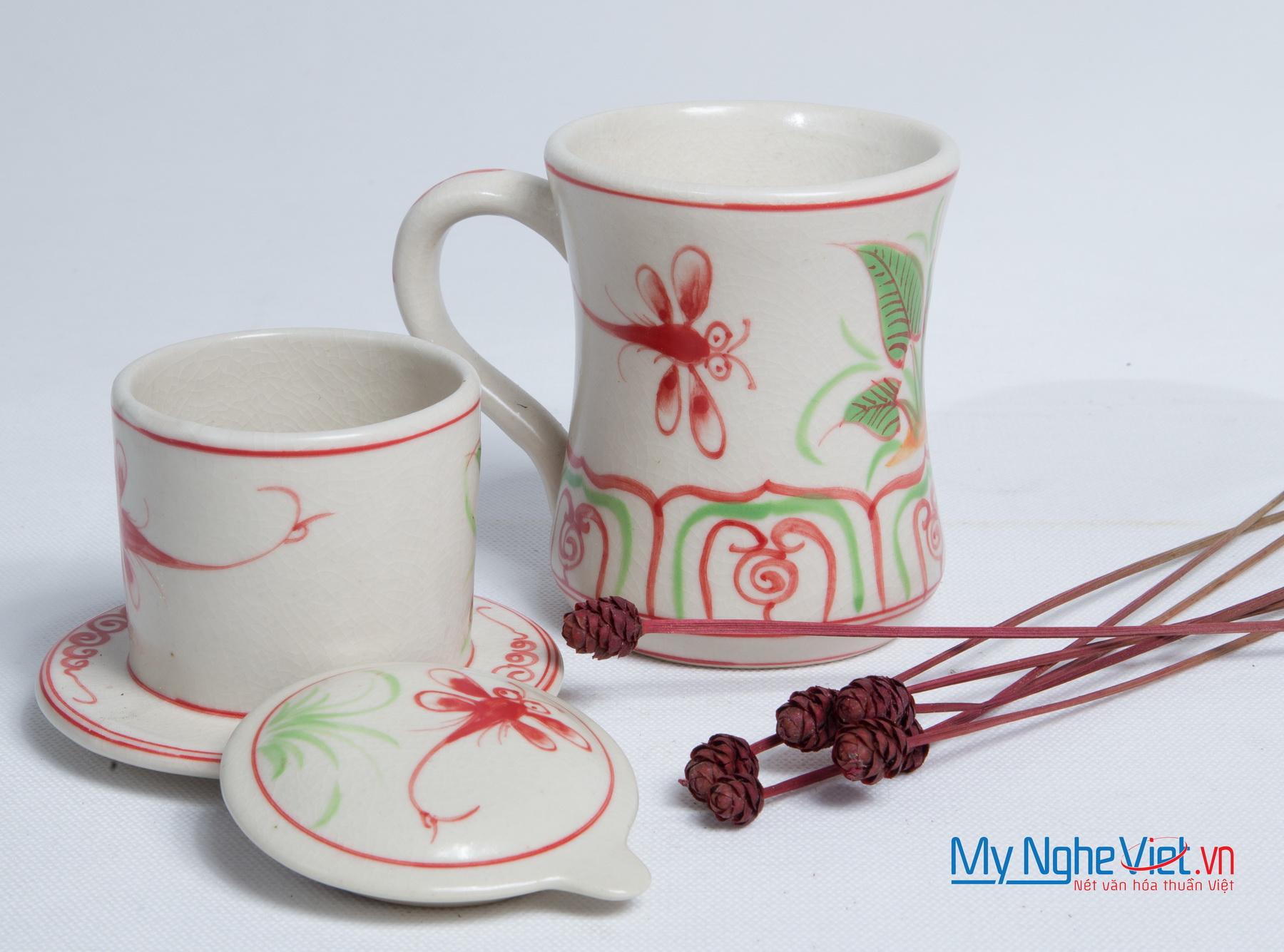 Pottery Coffee Filter (Dripper) with Red Dragonfly Pattern MNV-CFC01