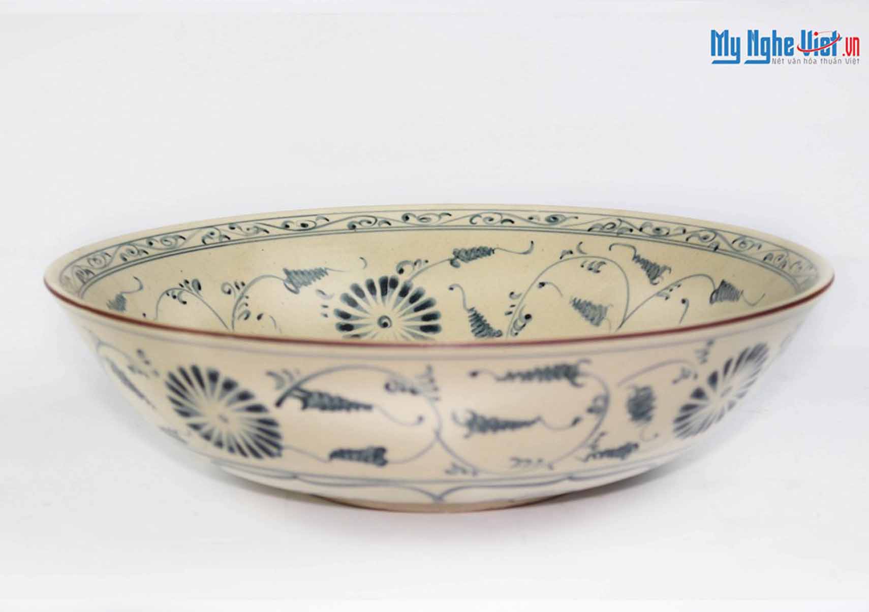 Bat Trang Pottery Bowl with Green Chrysanthemum Pattern MNV-BOA10-1