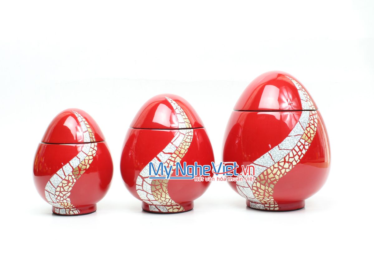Triple of egg red jar with eggshell pattern QT129