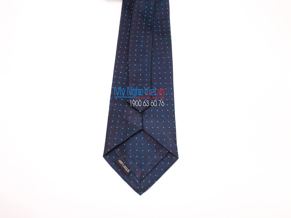 Cravat nền xanh chấm bi MNV-CRV21