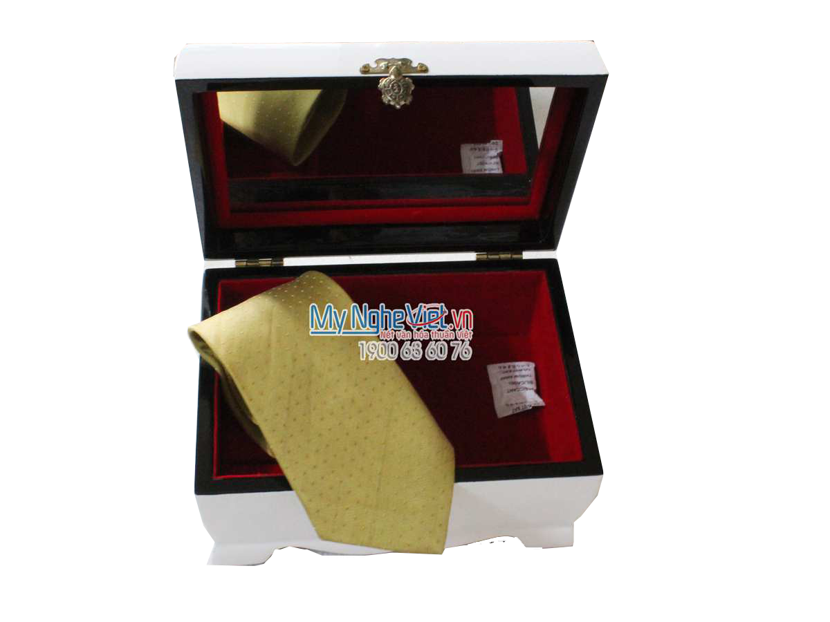 Hộp đựng trang sức + cravat vàng chấm bi MNV-QT10