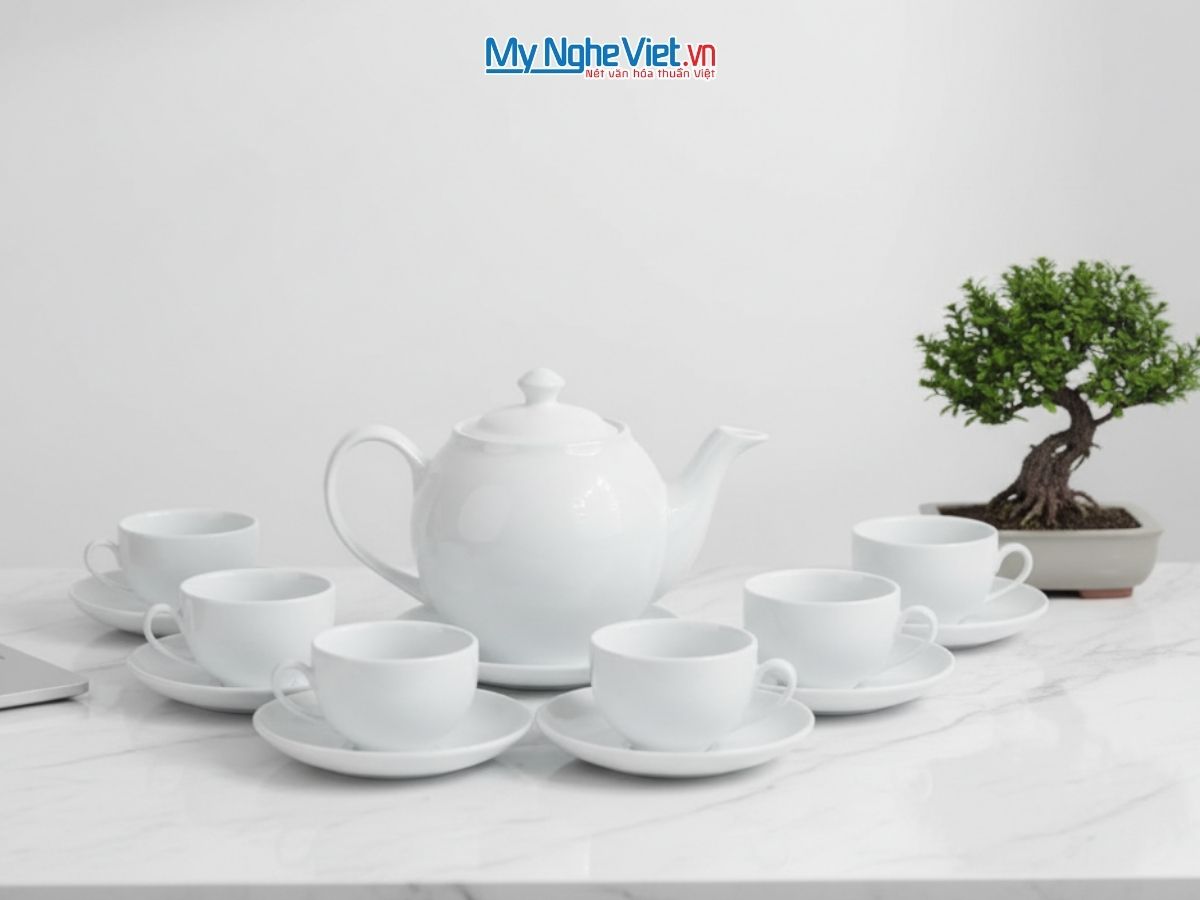 Bộ Bình trà Bát Tràng dáng Minh Long trắng trơn BT001-5