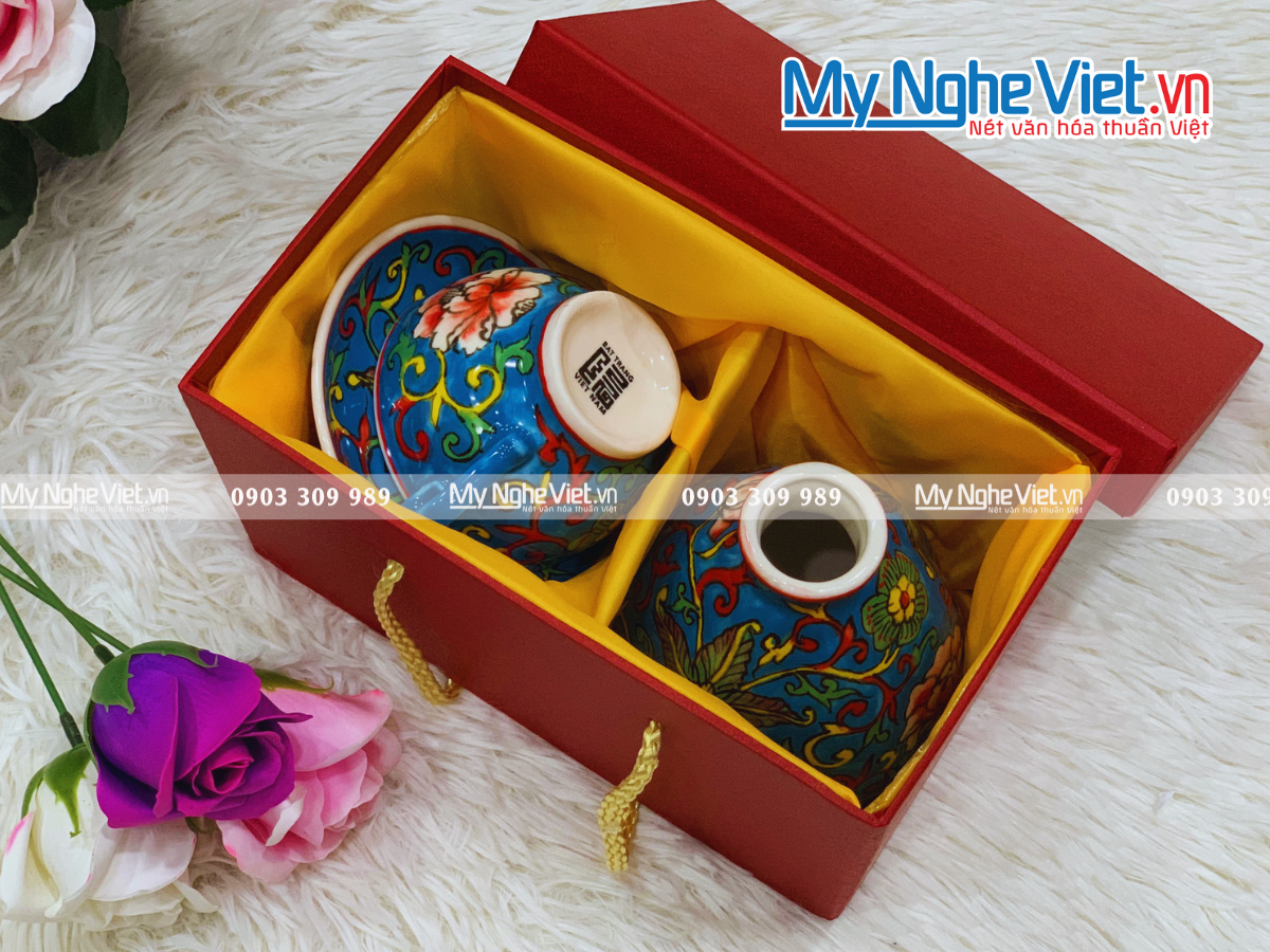 Combo quà tặng lọ hoa mini + bộ ly cappucino vẽ tay xanh nhạt MNV-HBT1223-2/1