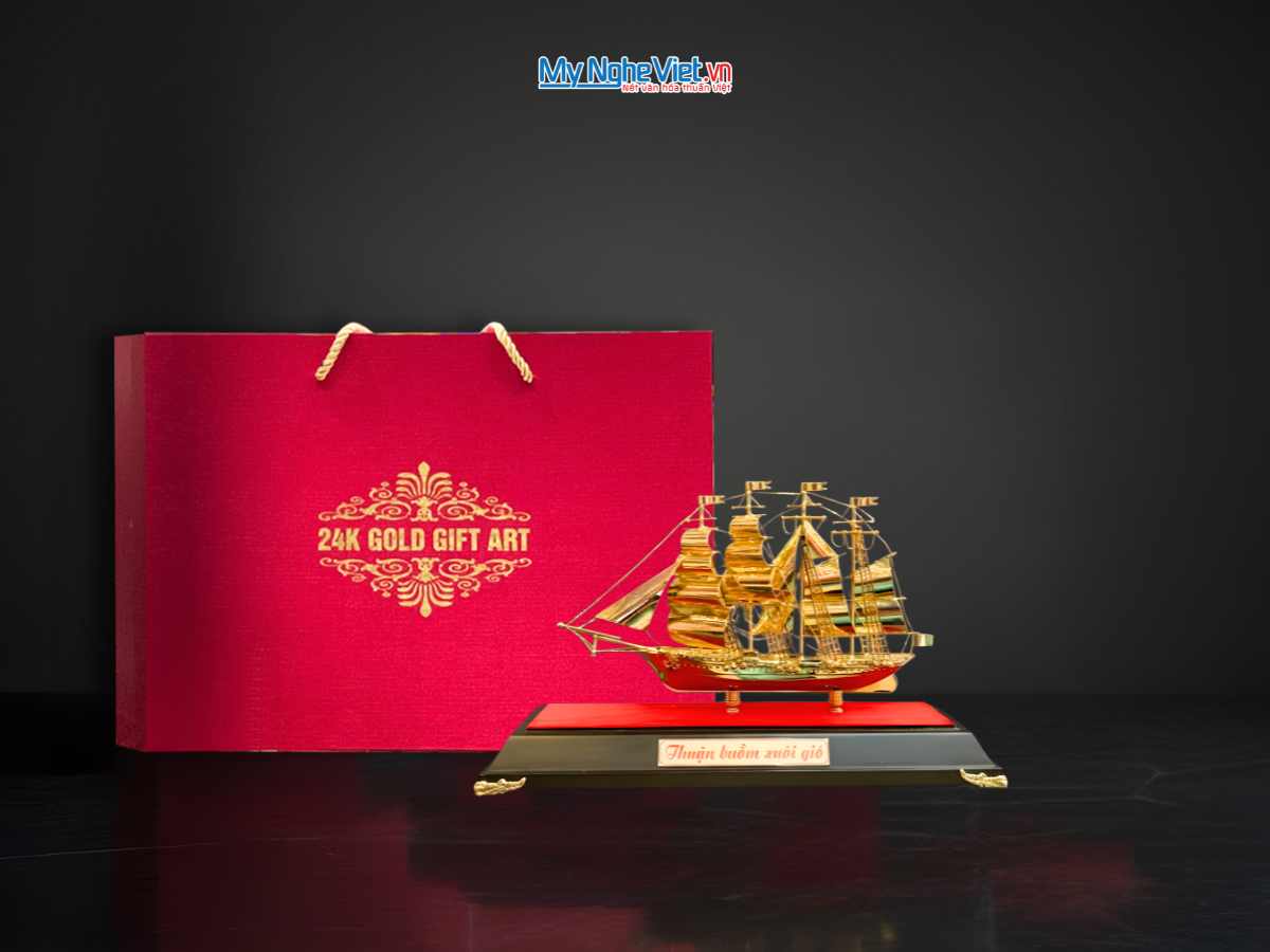 Thuyền Dát Vàng 24K DDTB026