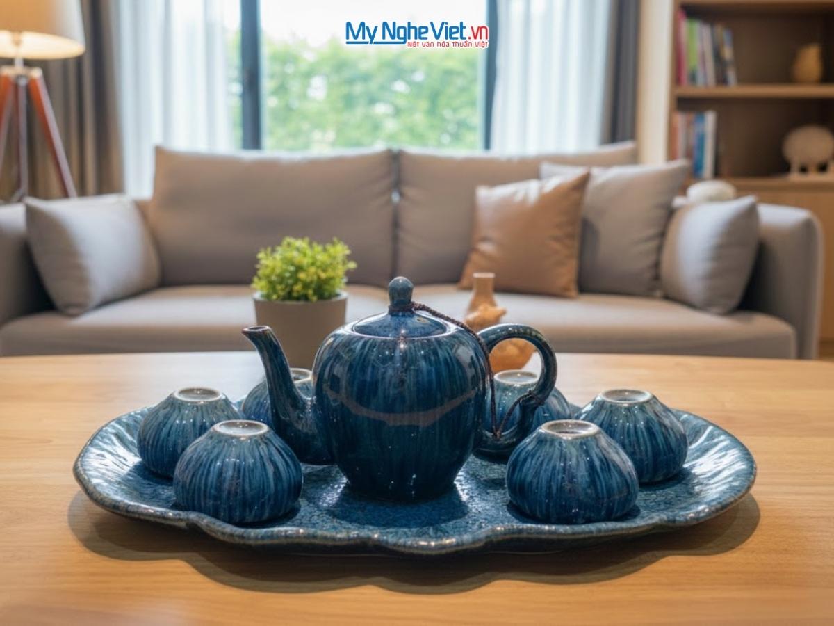 Bộ Bình Trà Dáng Đà Điểu Quai Sứ Men Hỏa Biến Xanh Lòng Khay Xếp MNV-BTH11.3
