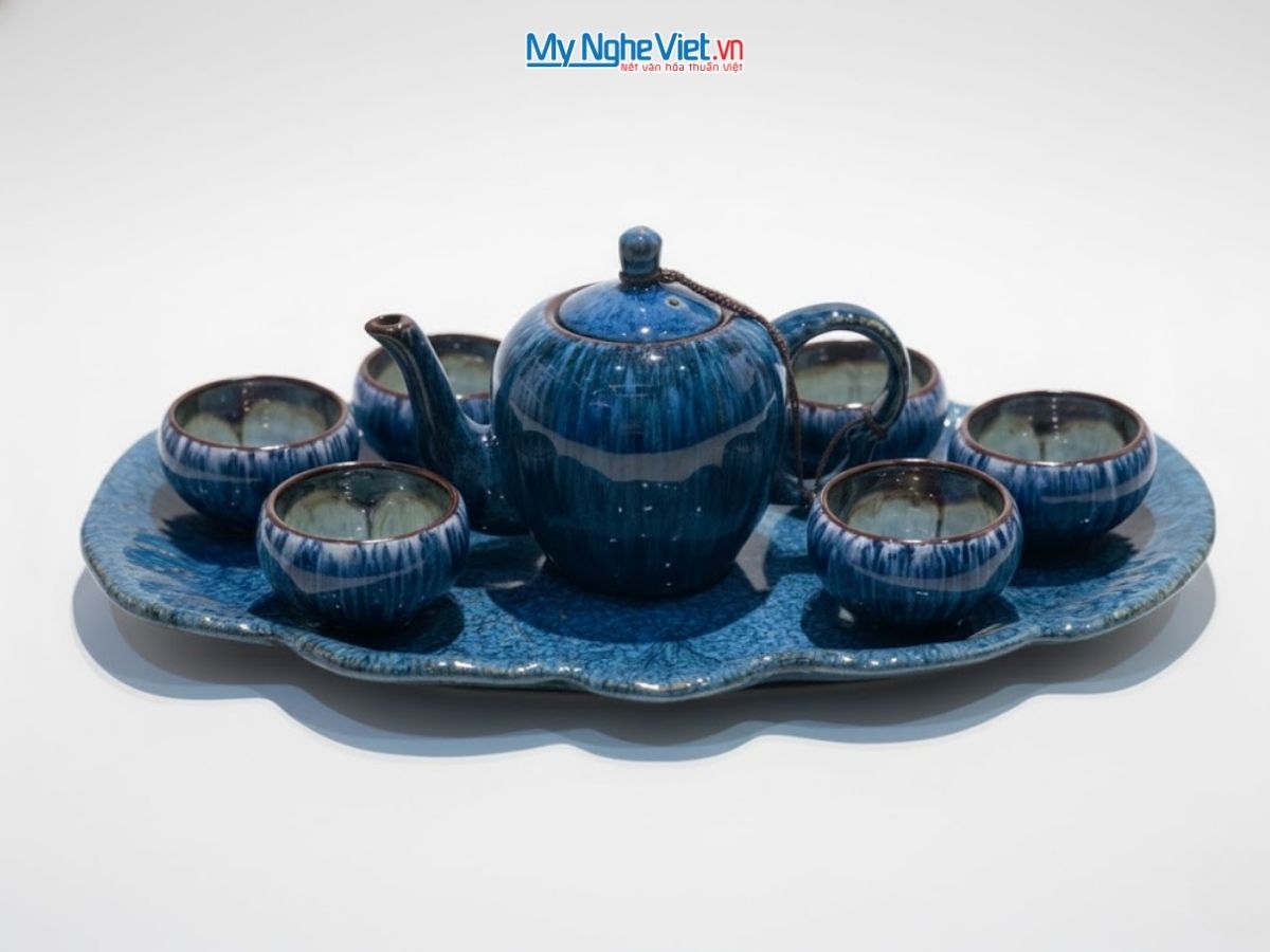 Bộ Bình Trà Dáng Đà Điểu Quai Sứ Men Hỏa Biến Xanh Lòng Khay Xếp MNV-BTH11.3