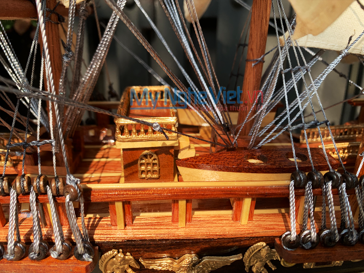 Mô hình thuyền buồm phong thủy FRANCE 2 gỗ đen (thân 1m2)  MNV-TB01/1