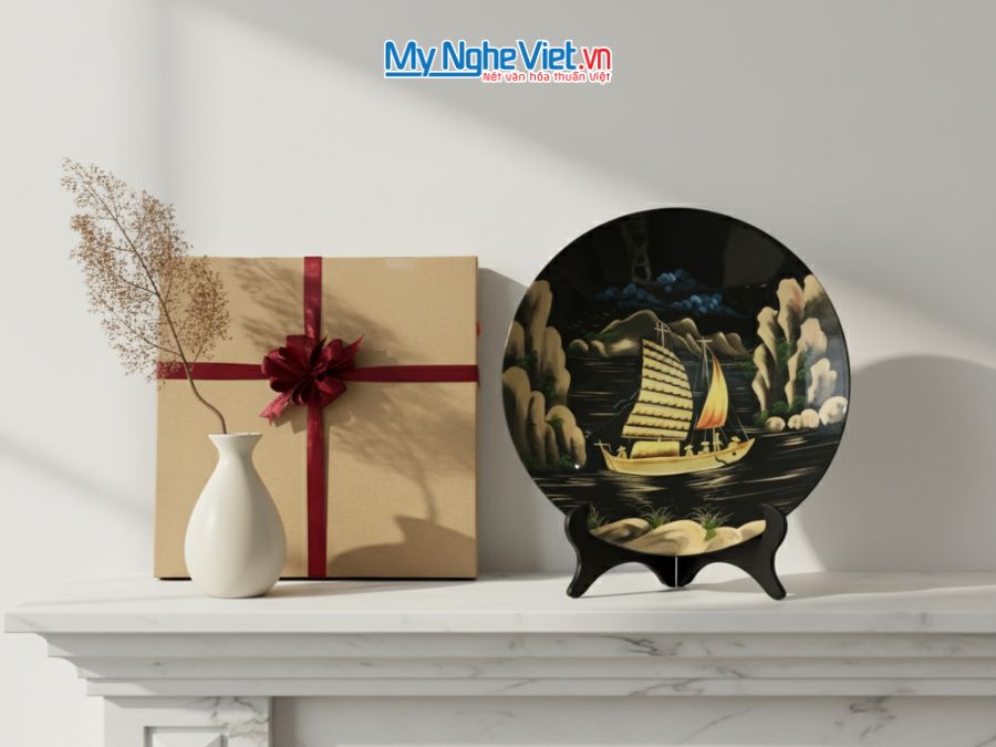 Tranh Đĩa Sơn Mài Thuận Buồm Xuôi Gió D45cm MNV-TD459