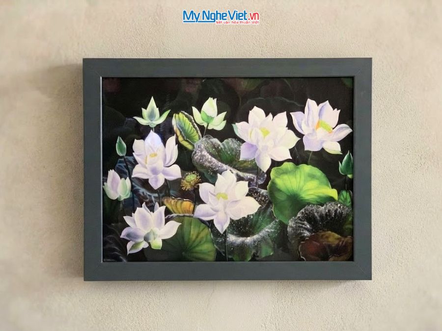 Tranh Sơn Mài Hoa Sen Dát Bạc Nền Đen 35x45cm TBL34/17K3-8