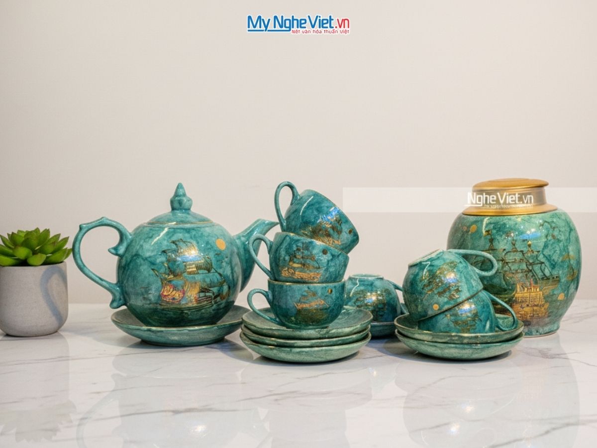 Bộ bình trà chóp lửa men vân đá lục Thuận Buồm Xuôi gió + hũ trà 200g BBT-VBT12/3