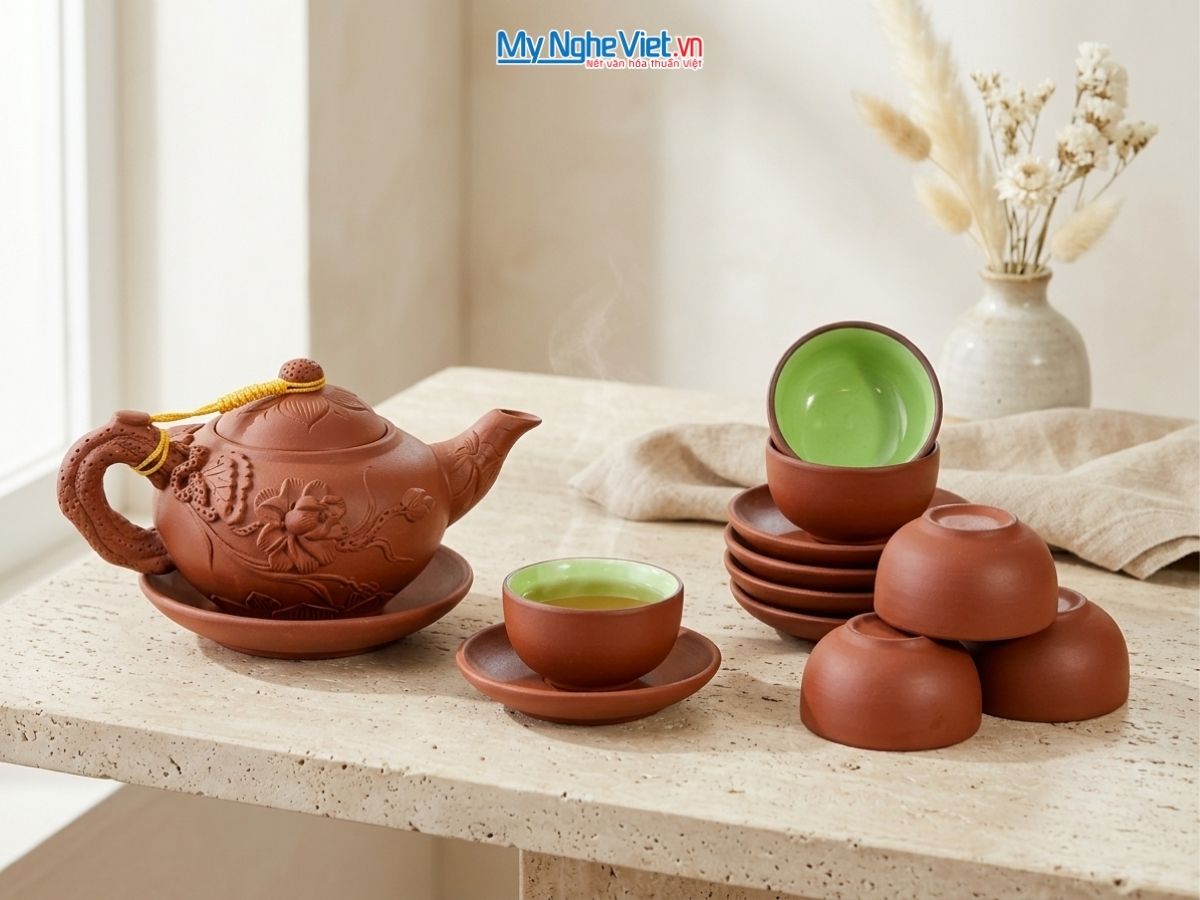 Bộ Bình Trà Tử Sa Hoa Sen Đắp Nổi MNV-BTTS15