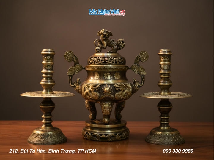 Bộ Tam Sự Cạo Màu Rồng  ( Đỉnh Đồng H55 + 2 Chân Nến H43) MNV-DD18/40-1