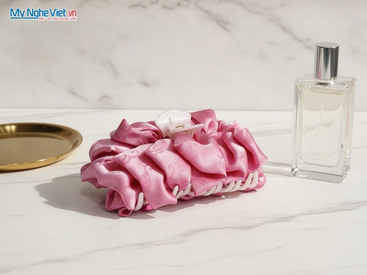 Kẹp Tóc Lụa Tơ Tằm MNV-BTTT04/1
