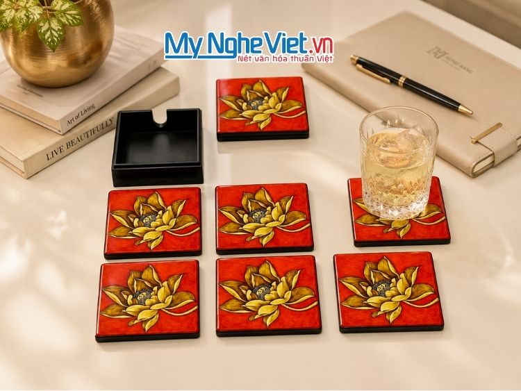 Đế Lót Ly Sơn Mài Vẽ Tay Hoa Sen Vàng Nền Cam DLL10-8