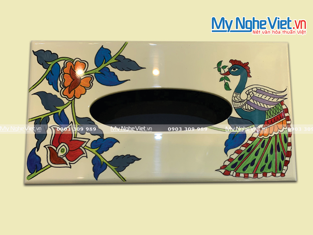 Hộp khăn giấy sơn mài họa tiết hoa và chim công nền kem  MNV-HKGHD01-1