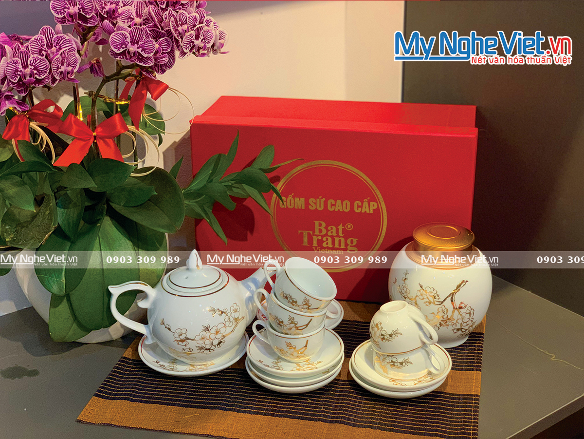 Bình trà Bát Tràng đào vàng viền chỉ vàng kim + Hũ trà 200g BBT-VBT12/1
