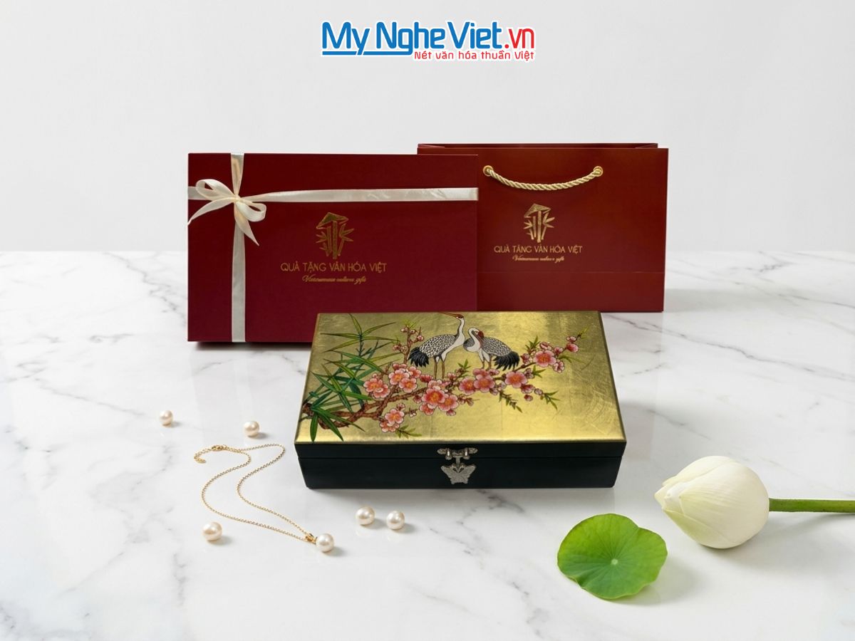 Hộp Trang Sức Sơn Mài Vẽ Cò Đào Nền Vàng MNV-MNV-SMHD14241-3