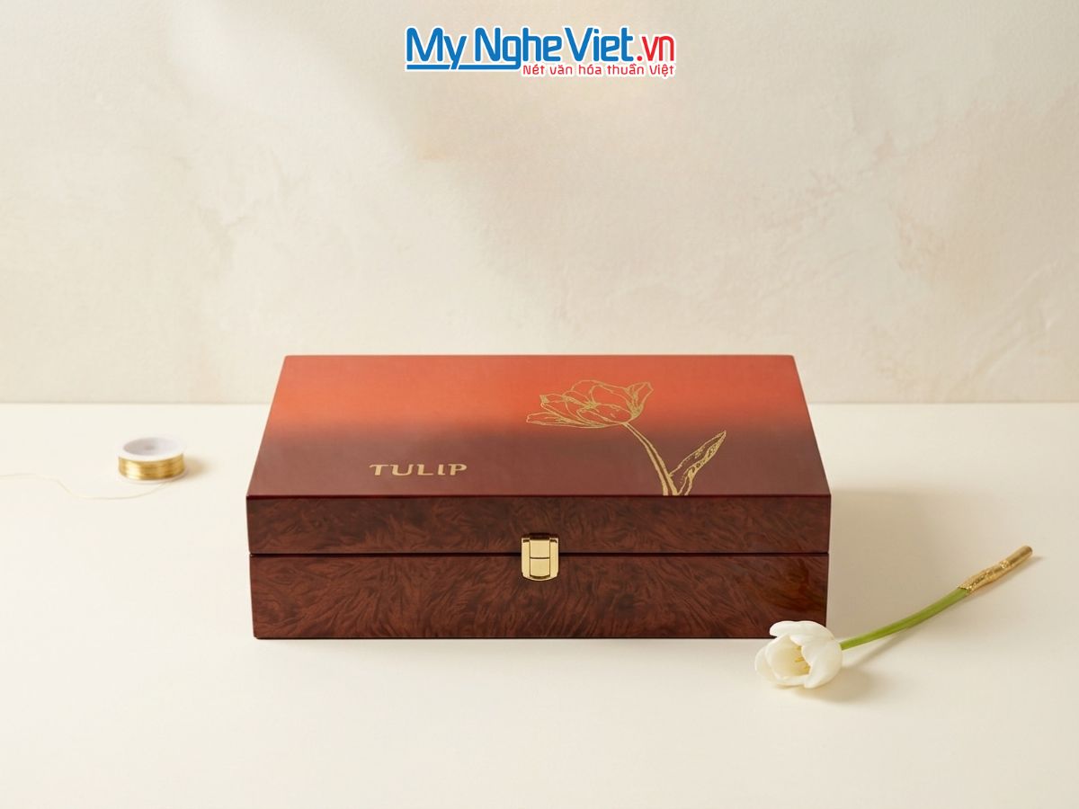 Hộp Sơn Mài Hoa Tulip Cao Cấp 38x25x10cm HSMDH3825/2