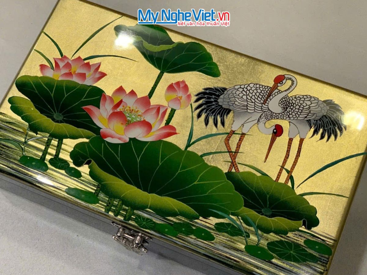 Hộp Trang Sức Sơn Mài Vẽ Cò Sen Nền Vàng MNV-SMHD14241 /3