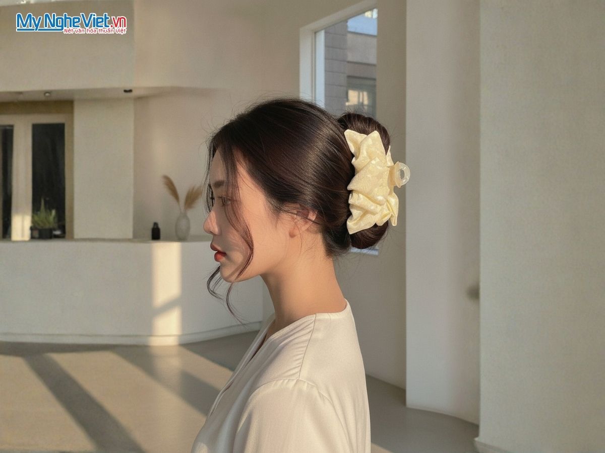 Kẹp Tóc Lụa Tơ Tằm MNV-BTTT04