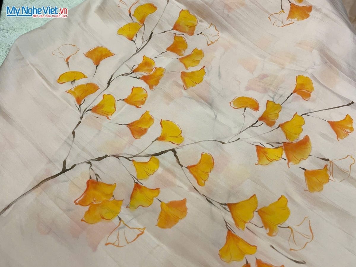 Khăn lụa tơ tằm màu kem vẽ tay lá 70x180cm MNV-PT70180/14