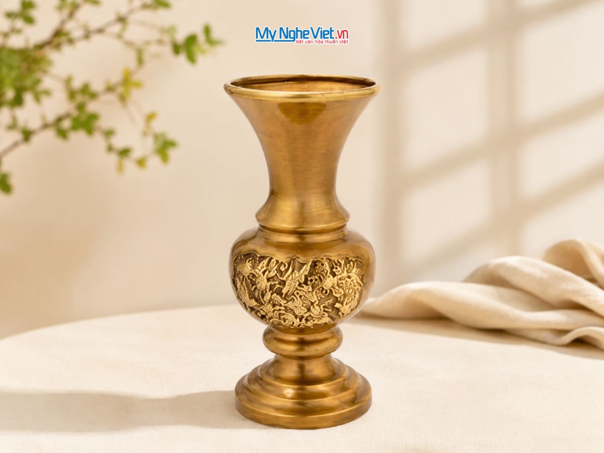 Bình Hoa Đồng Vàng Đậm H30cm MNV-DD33/30