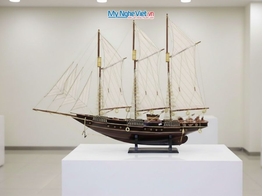Mô hình thuyền chở hàng Atlantic (Thân 1m) MNV-TB20
