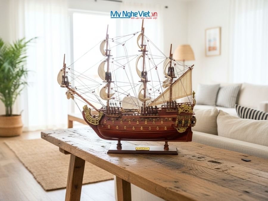 Mô Hình Tàu Chiến Cổ Le Soleil Royal Gỗ Căm Xe Thân 40cm MNV-TB07