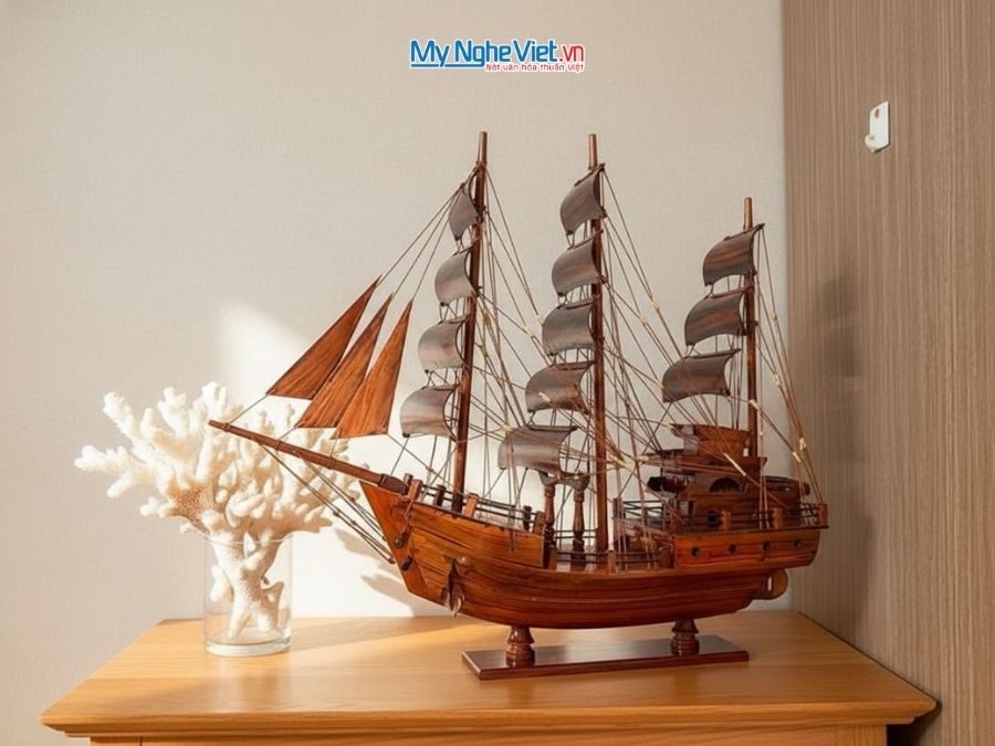 Mô Hình Tàu Thuyền Thái Lan gỗ cẩm lai (Thân 80cm) MNV-TB15-80C