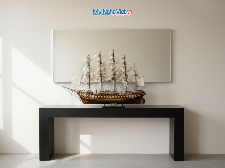 Mô Hình Thuyền Buồm France II Gỗ Muồng Đen Thân 1m MNV-TB01/1