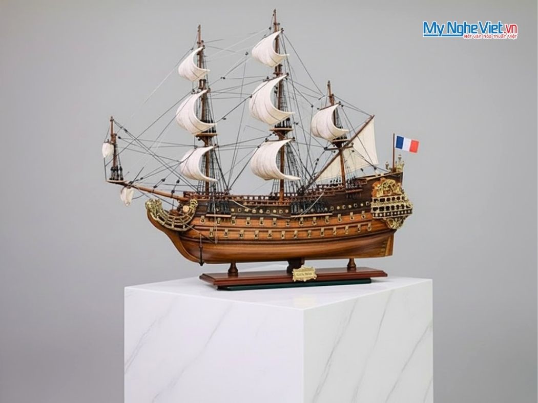 Mô Hình Tàu Chiến Cổ Sovereign of The Seas Gỗ Căm Xe Thân 80cm MNV-TB14