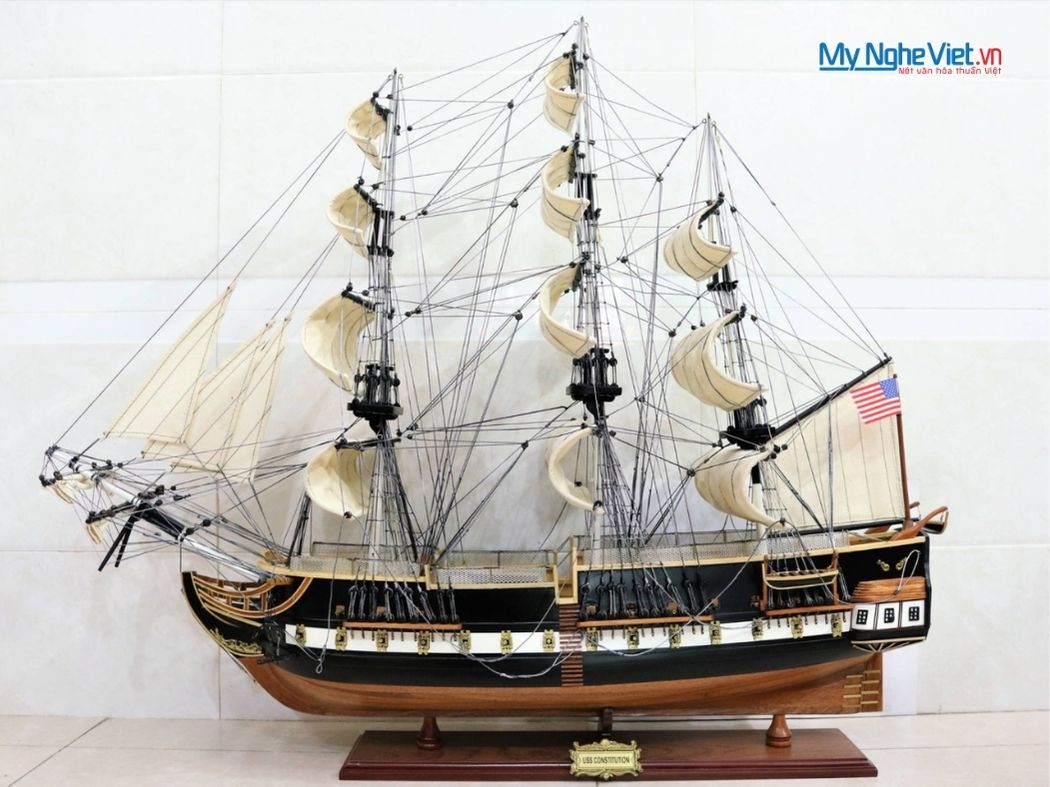 Mô Hình Tàu Chiến Cổ USS Constitution Thân 80cm MNV-TBUSS01