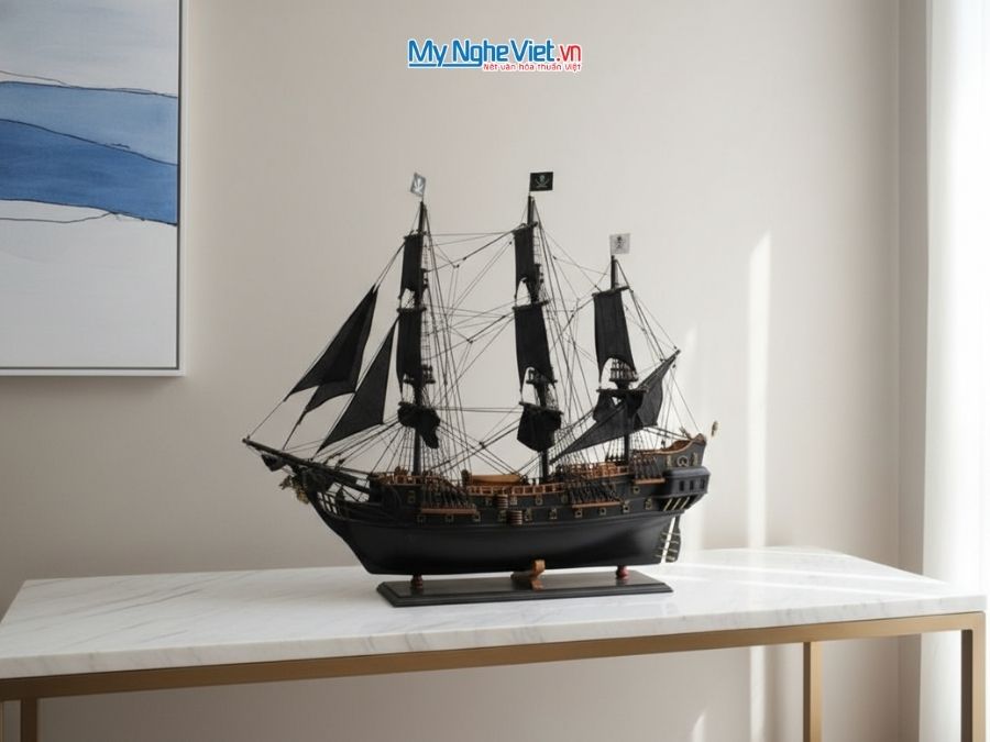 Mô Hình Tàu Chiến Cổ Black Pearl Gỗ Muồng Đen Thân 80cm MNV-TB17