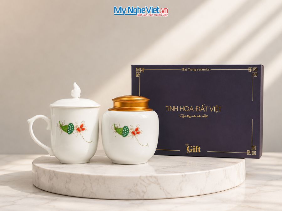 Set Quà Tặng Đối Tác/Khách Hàng - Hũ Trà Và Ly Sứ Gốm Hoa Sen CBG002.5