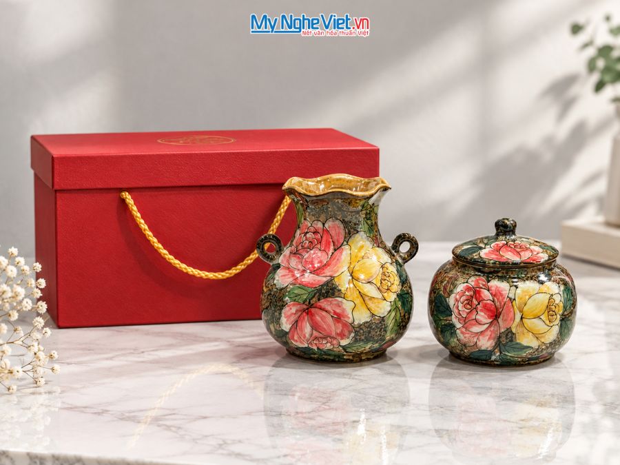 Set Quà Tặng Bình Hoa Và Hũ Mứt Gốm Bát Tràng Vẽ Hoa Hồng MNV-LHGLH03/9