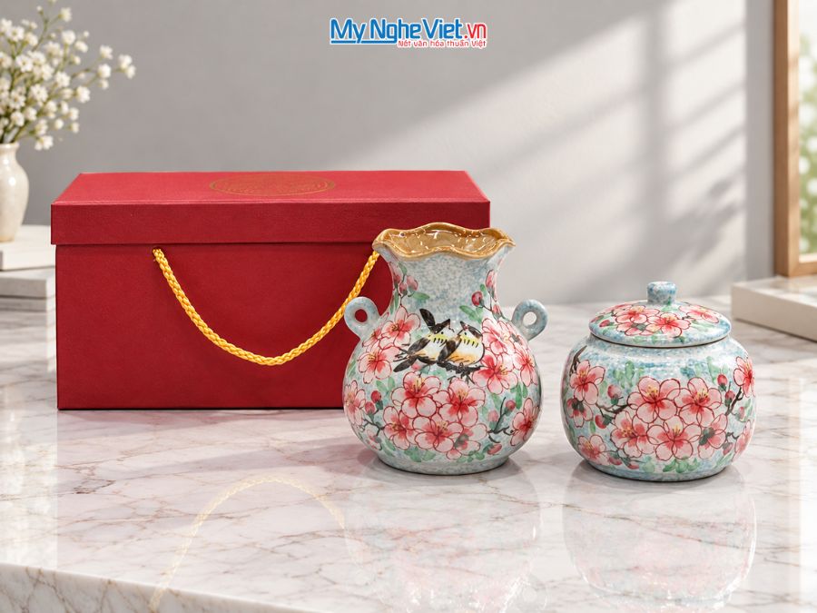 Set Quà Tặng Bình Hoa Và Hũ Mứt Gốm Bát Tràng Vẽ Hoa Đào Hồng MNV-LHGLH03/7