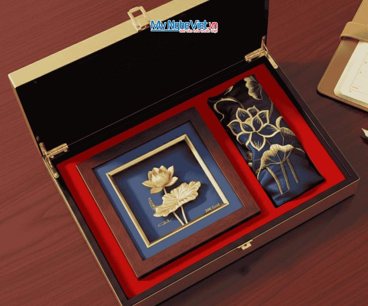  Set quà tặng cao cấp VVIP – SET01 Thanh sắc sen xanh Trang chủ / Combo Quà Tặng