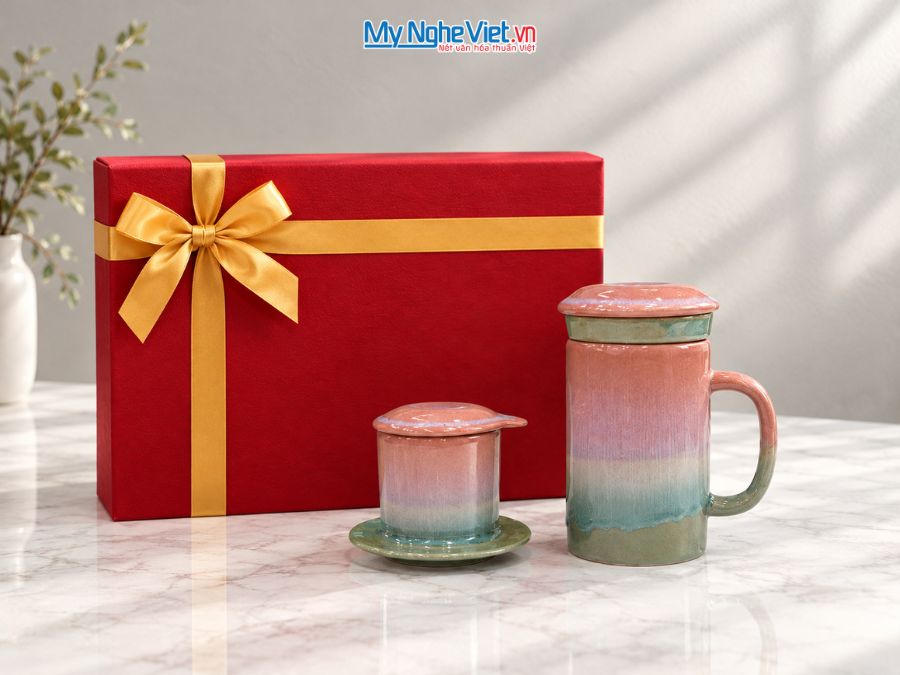 Set Quà Tặng Phin Cà Phê Và Ly Lọc Trà Gốm Màu Hồng Nhạt CBCFV002-12