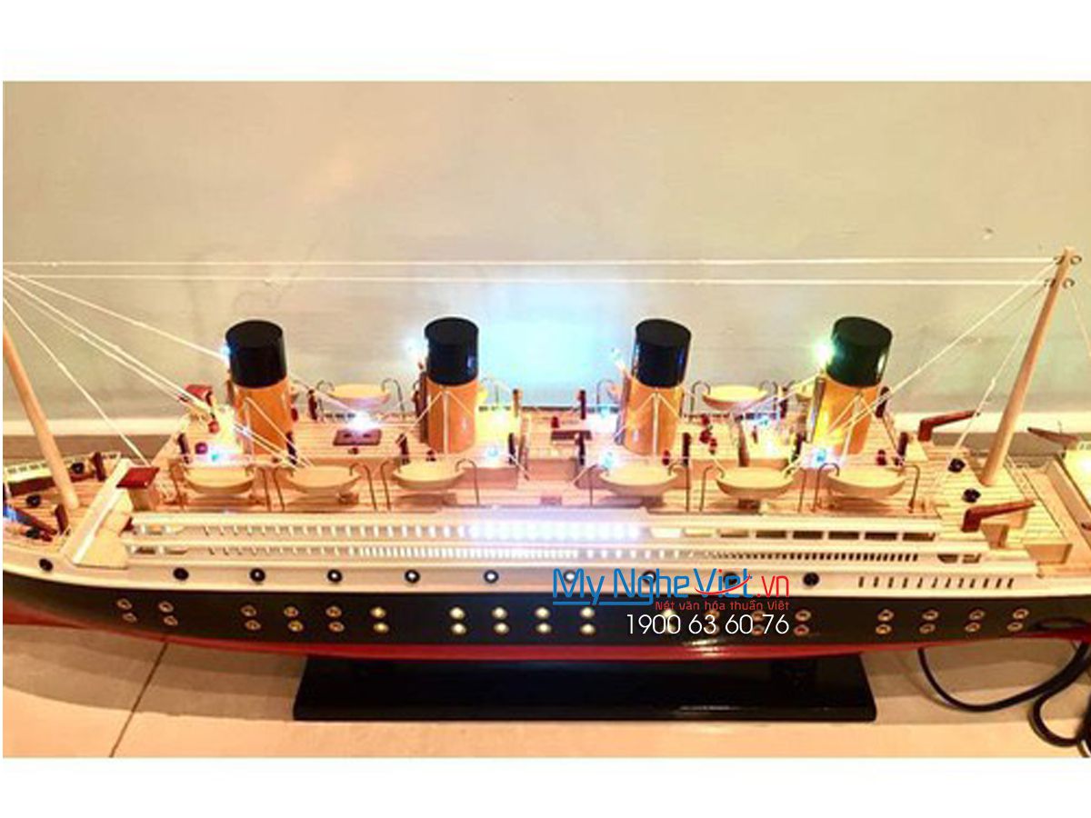Xác tàu Titanic hơn 1 thế kỷ nằm dưới đáy biển vẫn là mỏ vàng tiền tỷ | Báo  Dân trí