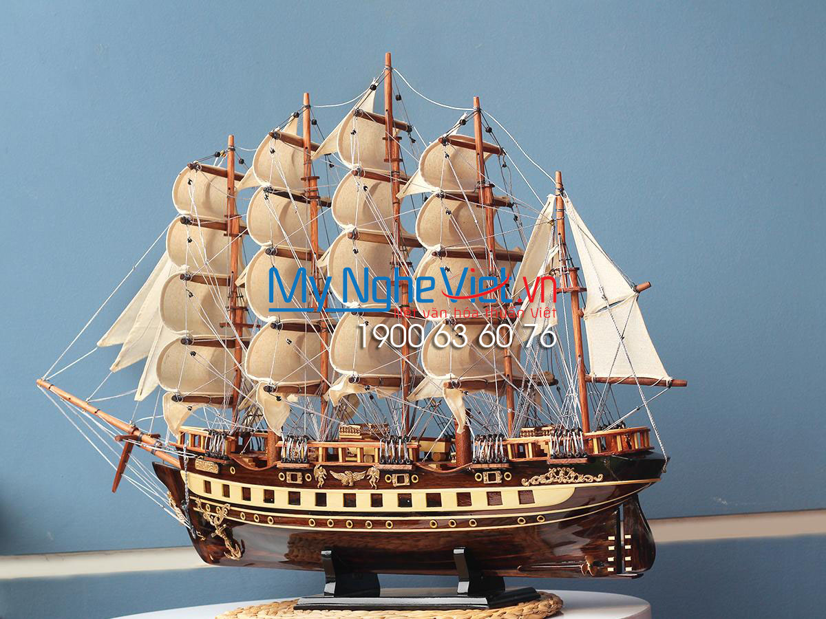 Mô hình thuyền buồm phong thủy FRANCE 2 gỗ đen (thân 80cm) MNV-TB02-1