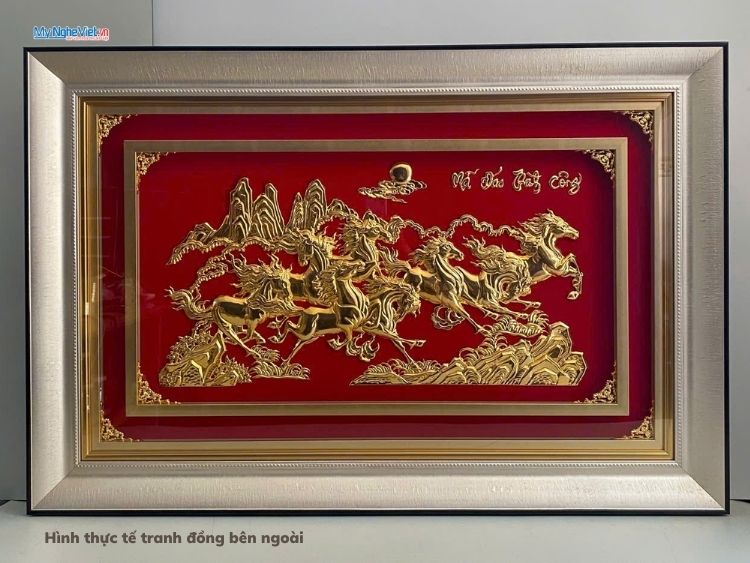 Tranh Đồng Mã Đáo Thành Công Dát Vàng 24K Nền Nhung Đỏ ( Có Nẹp Sau) HTD78116.1