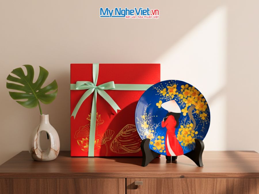 Tranh Đĩa Sơn Mài Cô Gái Đào Nhiều Mẫu D20cm TD20-4
