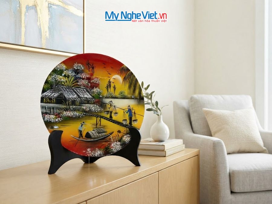 Tranh Đĩa Sơn Mài Đồng Quê Màu Đỏ D25cm TD25-2.3